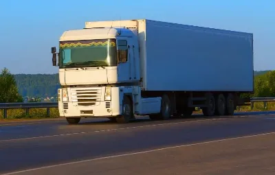 İzmir ile Sinanpaşa Arası Öğrenci Eşyası Taşıma